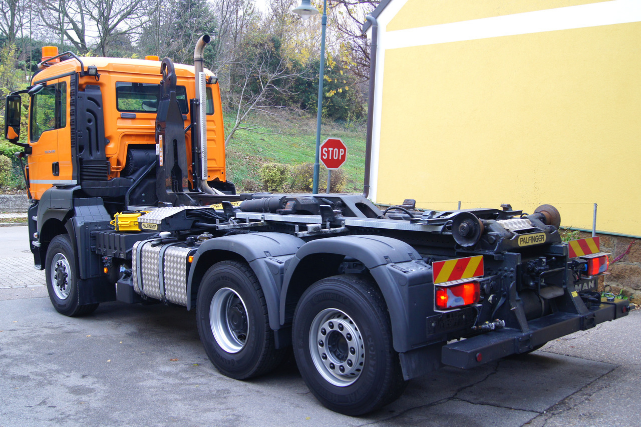 MAN TGS 28.400 BL 6x4-4/TÜV/PALIFT/Winterdienst/Salzstreuer/Streuer/Schneepflug - Самоскид вантажівка: фото 5 MAN TGS 28.400 BL 6x4-4/TÜV/PALIFT/Winterdienst/Salzstreuer/Streuer/Schneepflug - Самоскид вантажівка: фото 5