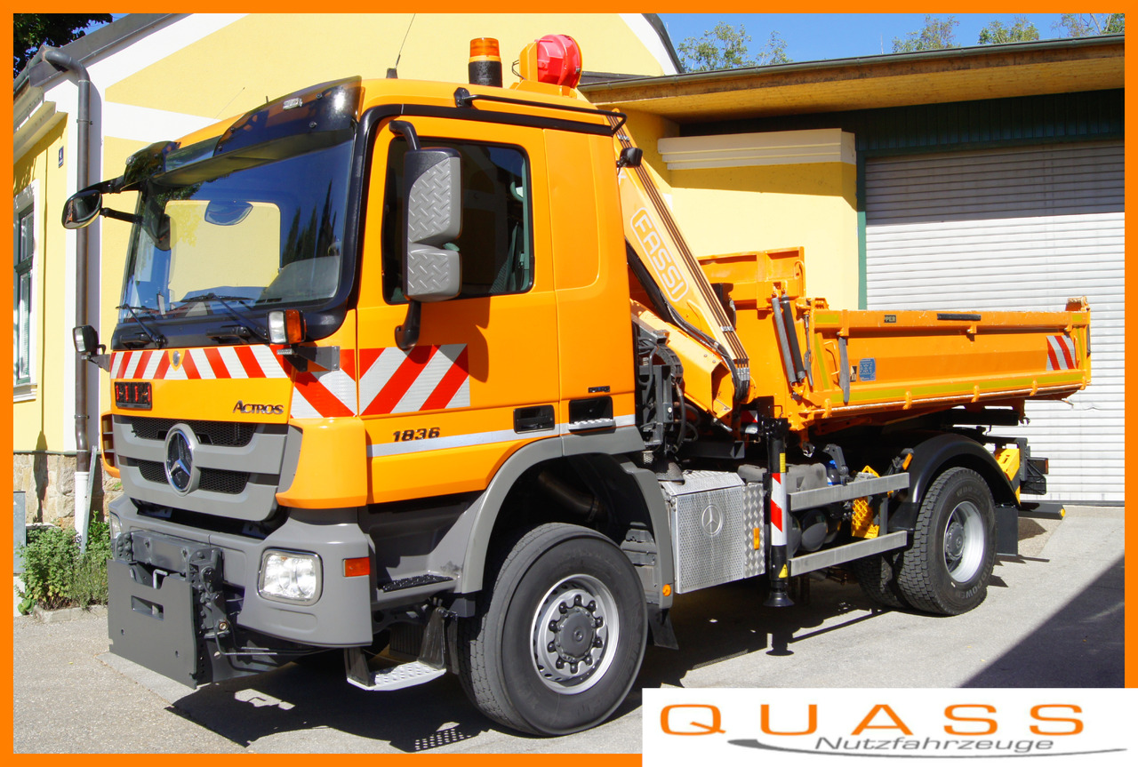 MERCEDES-BENZ ACTROS 1836 /4x4/TÜV/FASSI 110/MEILLER/Winterdienst/Wechselsystem - Самоскид вантажівка, Вантажівка з маніпулятором: фото 1 MERCEDES-BENZ ACTROS 1836 /4x4/TÜV/FASSI 110/MEILLER/Winterdienst/Wechselsystem - Самоскид вантажівка, Вантажівка з маніпулятором: фото 1