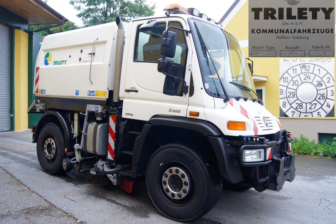 MERCEDES-BENZ Unimog U400 + TRILETY Kehrmaschine/TÜV/EUR4/Leistungshydraulik - Підмітально-прибиральна машина: фото 2 MERCEDES-BENZ Unimog U400 + TRILETY Kehrmaschine/TÜV/EUR4/Leistungshydraulik - Підмітально-прибиральна машина: фото 2