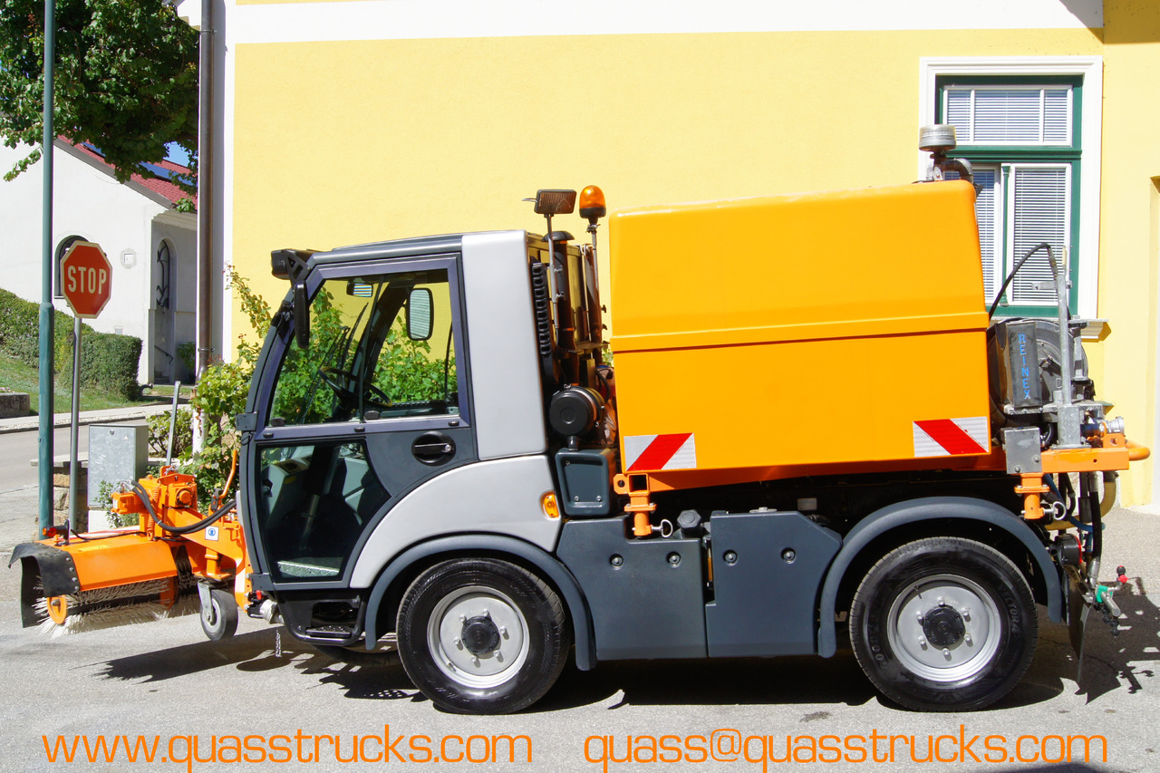 MULTICAR TREMO X56 Carrier CS/4x4/Euro 5/Besen/Wasserfass - Підмітально-прибиральна машина: фото 2 MULTICAR TREMO X56 Carrier CS/4x4/Euro 5/Besen/Wasserfass - Підмітально-прибиральна машина: фото 2