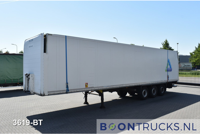 Schmitz Cargobull SCB*S3B | DAMAGED / SCHADE * TAIL LIFT (WORKING) * DISC BRAKES - Закритий кузов напівпричіп: фото 5 Schmitz Cargobull SCB*S3B | DAMAGED / SCHADE * TAIL LIFT (WORKING) * DISC BRAKES - Закритий кузов напівпричіп: фото 5