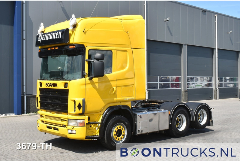 Scania 164 580 V8 6x2 | MANUAL * RETARDER * OPEN EXHAUST * BOOGIE 10 WHEELS - Тягач: фото 1 Scania 164 580 V8 6x2 | MANUAL * RETARDER * OPEN EXHAUST * BOOGIE 10 WHEELS - Тягач: фото 1