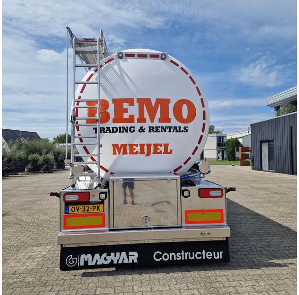 Magyar 36000 liter 1 kamer levensmiddelen tankoplegger TE HUUR / TE KOOP - Напівпричіп цистерна: фото 3 Magyar 36000 liter 1 kamer levensmiddelen tankoplegger TE HUUR / TE KOOP - Напівпричіп цистерна: фото 3