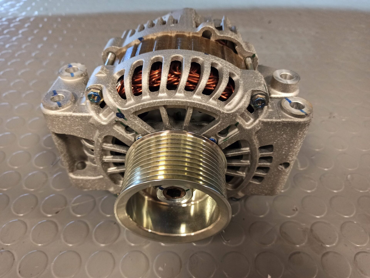 SCANIA ALTERNATOR - 2398370 - Генератор в категорії Вантажівки: фото 1 SCANIA ALTERNATOR - 2398370 - Генератор в категорії Вантажівки: фото 1