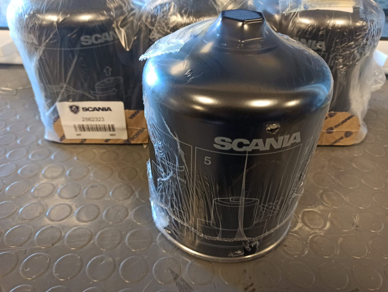SCANIA APS FILTER - 2562323 - Двигун та запчастини в категорії Вантажівки: фото 1 SCANIA APS FILTER - 2562323 - Двигун та запчастини в категорії Вантажівки: фото 1