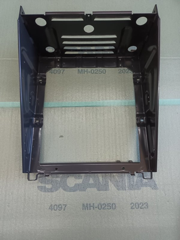 SCANIA BATTERY BOX - 367510 - Аккумулятор в категорії Вантажівки: фото 1 SCANIA BATTERY BOX - 367510 - Аккумулятор в категорії Вантажівки: фото 1