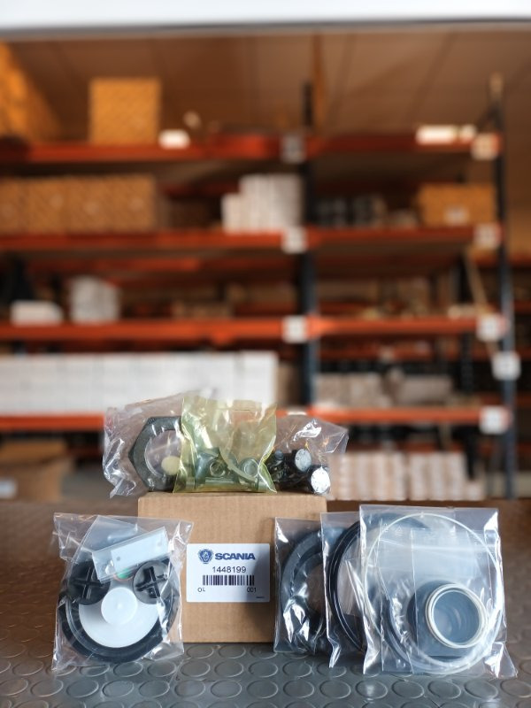 SCANIA REPAIR KIT - 1448199 - Комплект для ремонту двигуна в категорії Вантажівки: фото 1 SCANIA REPAIR KIT - 1448199 - Комплект для ремонту двигуна в категорії Вантажівки: фото 1
