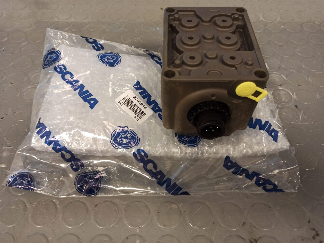 SCANIA VALVE HOUSING - 2760914 - Коробка передач та запчастини в категорії Вантажівки: фото 1 SCANIA VALVE HOUSING - 2760914 - Коробка передач та запчастини в категорії Вантажівки: фото 1