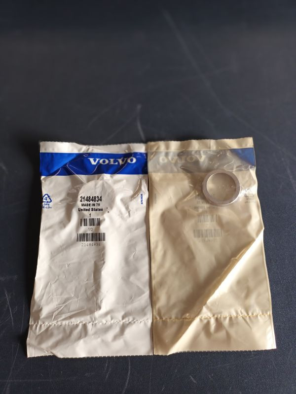 VOLVO VALVE SEAT RING - 21484834 - Поршні/ Кільця/ Втулки в категорії Вантажівки: фото 1 VOLVO VALVE SEAT RING - 21484834 - Поршні/ Кільця/ Втулки в категорії Вантажівки: фото 1