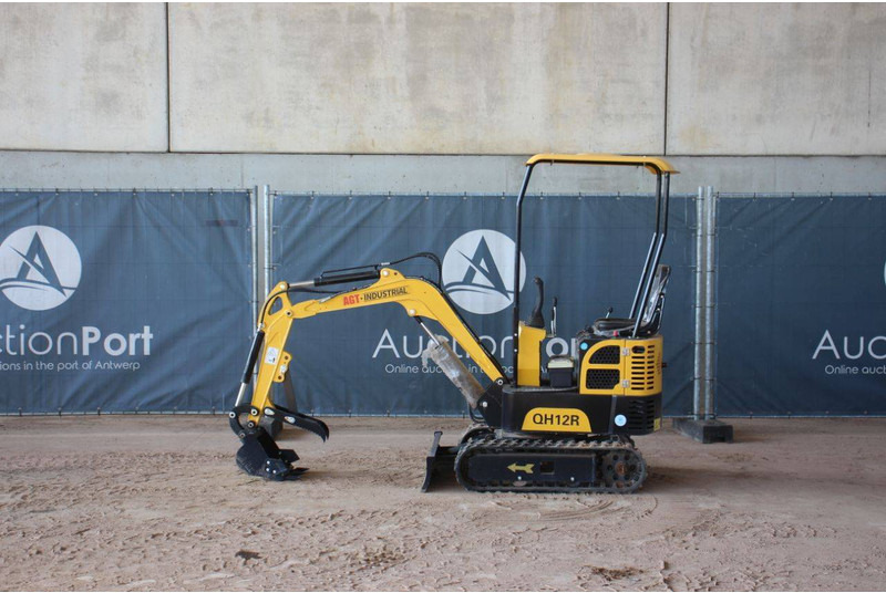 AGT Industrial QH12R - Міні-екскаватор: фото 2 AGT Industrial QH12R - Міні-екскаватор: фото 2