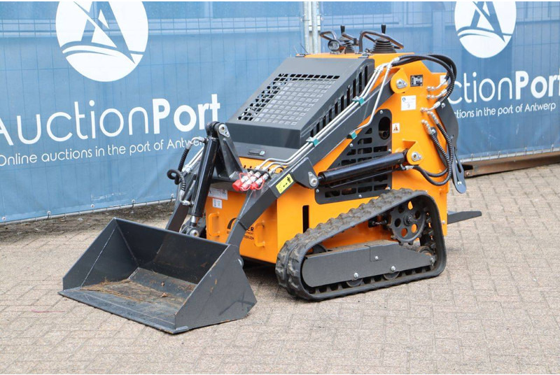 Новий Гусеничний навантажувач ARTEER QB-480: фото 10 Новий Гусеничний навантажувач ARTEER QB-480: фото 10