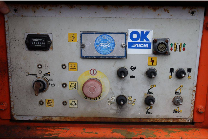 Телескопічний підйомник Aichi RZ150/IRZ500: фото 15