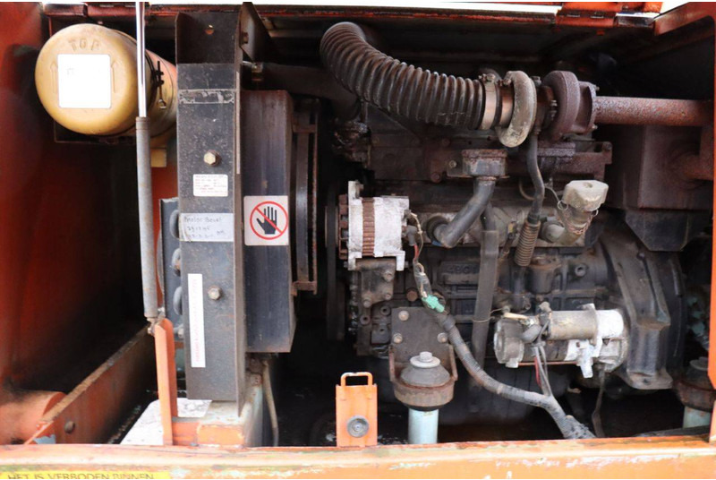 Телескопічний підйомник Aichi RZ150/IRZ500: фото 17