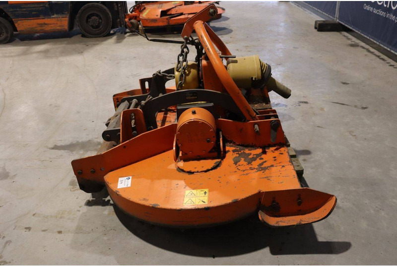 BSA S182S - Косарка: фото 4 BSA S182S - Косарка: фото 4