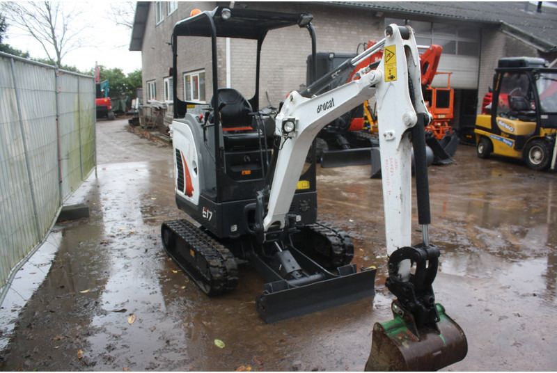 Міні-екскаватор Bobcat E17: фото 10