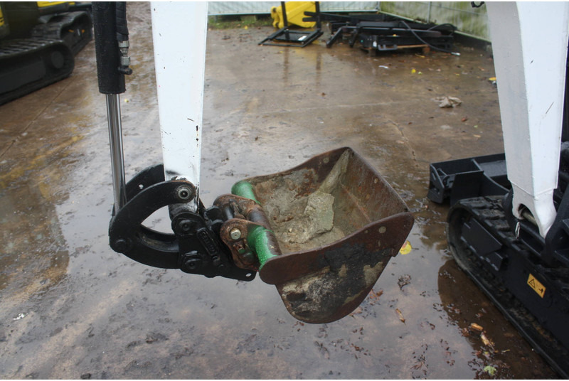 Міні-екскаватор Bobcat E17: фото 15