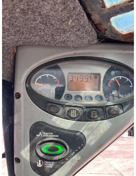 Bobcat S100 - Колісний навантажувач: фото 5 Bobcat S100 - Колісний навантажувач: фото 5