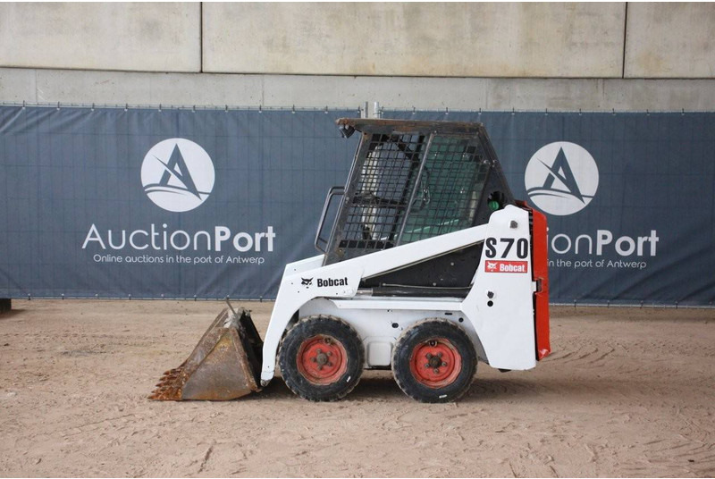 Bobcat S70 - Колісний навантажувач: фото 2 Bobcat S70 - Колісний навантажувач: фото 2