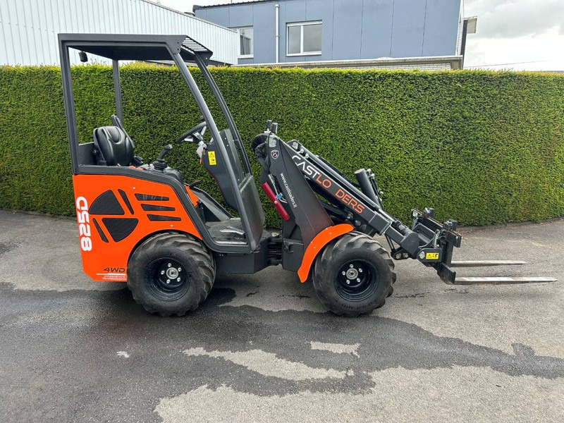 Cast CAST 825D - Колісний навантажувач: фото 1 Cast CAST 825D - Колісний навантажувач: фото 1