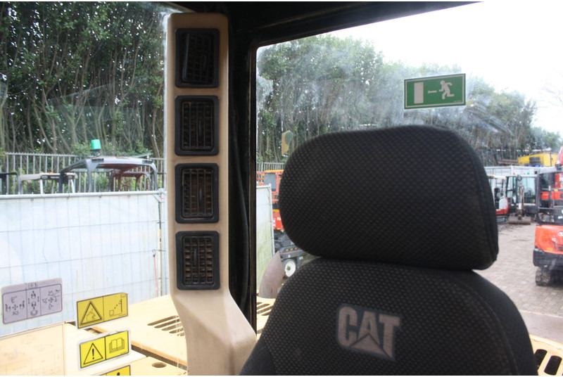 Caterpillar 306 - Гусеничний екскаватор: фото 5 Caterpillar 306 - Гусеничний екскаватор: фото 5