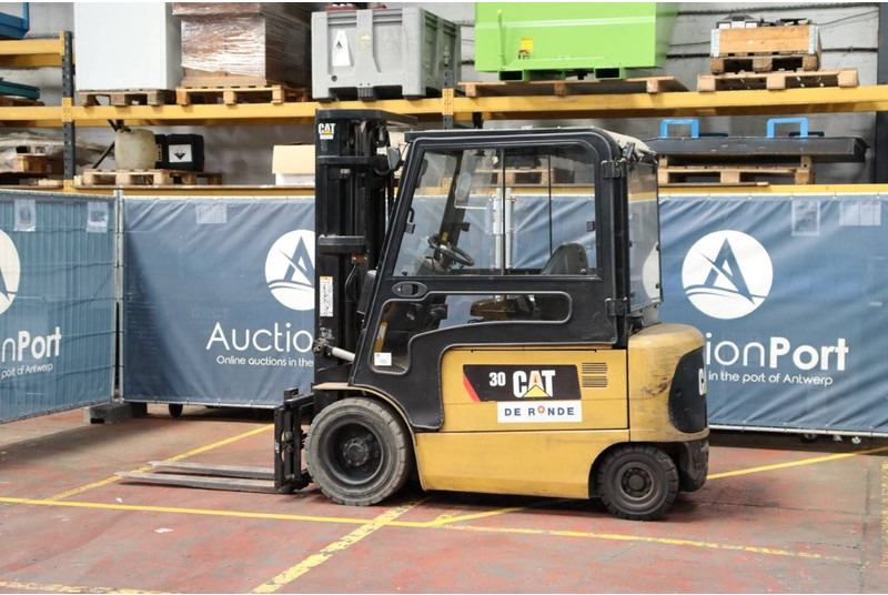 Caterpillar EP30K-PAC - Електронавантажувач: фото 3 Caterpillar EP30K-PAC - Електронавантажувач: фото 3