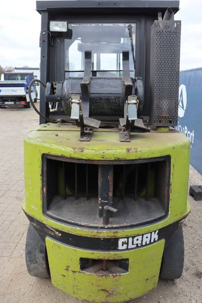Clark GPX 40 LPG - Газовий навантажувач: фото 4 Clark GPX 40 LPG - Газовий навантажувач: фото 4
