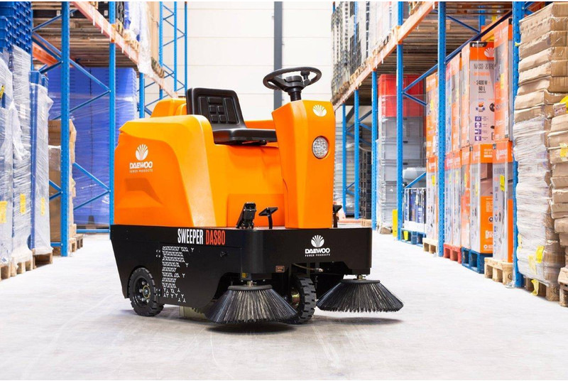 Daewoo DAS80 Zit - Підмітально-прибиральна машина: фото 2 Daewoo DAS80 Zit - Підмітально-прибиральна машина: фото 2