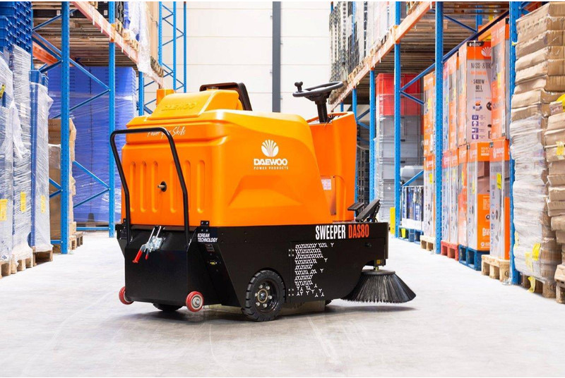 Daewoo DAS80 Zit - Підмітально-прибиральна машина: фото 4 Daewoo DAS80 Zit - Підмітально-прибиральна машина: фото 4