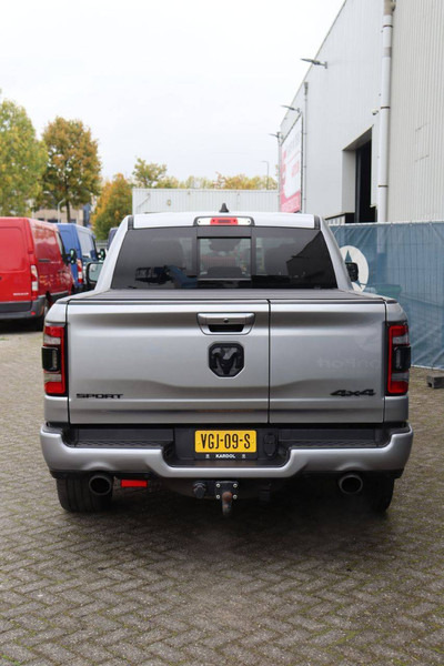 Dodge Ram 1500 1500 Sport 4x4 - Легковий автомобіль: фото 5 Dodge Ram 1500 1500 Sport 4x4 - Легковий автомобіль: фото 5