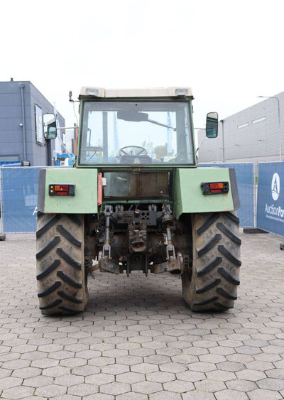 Fendt Favorit 612 LSA E - Трактор: фото 5 Fendt Favorit 612 LSA E - Трактор: фото 5