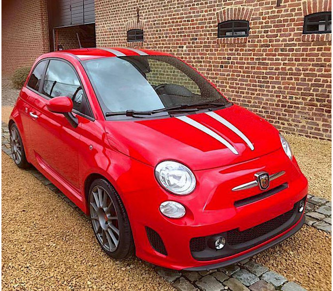 Fiat 500 Abarth Tributo Ferrari (limited 142/200) - Седан: фото 3 Fiat 500 Abarth Tributo Ferrari (limited 142/200) - Седан: фото 3
