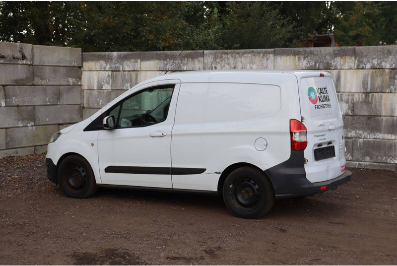 Ford Transit Courier - Суцільнометалевий фургон: фото 3 Ford Transit Courier - Суцільнометалевий фургон: фото 3