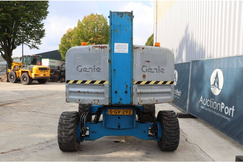 Genie S45 - Колінчастий підйомник: фото 5 Genie S45 - Колінчастий підйомник: фото 5