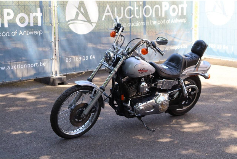 Мотоцикл Harley-Davidson Dyna Wide Glide: фото 9