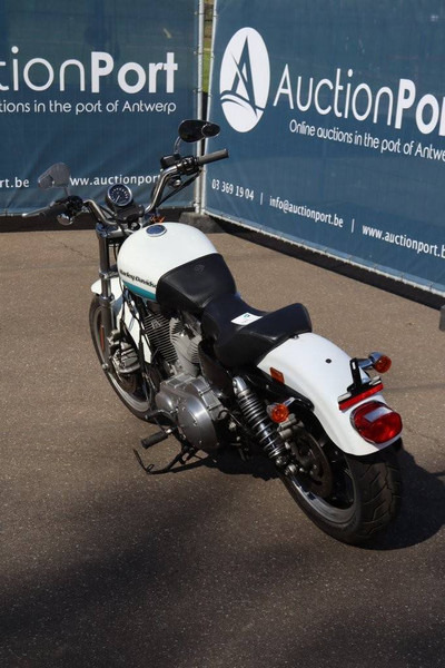 Harley-Davidson SPORTSTER XL883 SUPER LOW - Мотоцикл: фото 4 Harley-Davidson SPORTSTER XL883 SUPER LOW - Мотоцикл: фото 4
