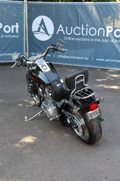 Harley-Davidson Softail Custom - Мотоцикл: фото 4 Harley-Davidson Softail Custom - Мотоцикл: фото 4