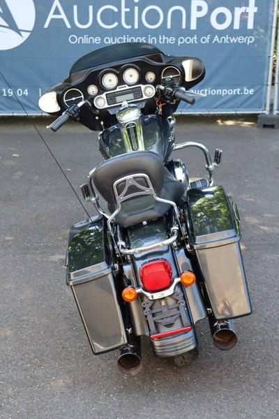 Harley-Davidson Street Glide - Мотоцикл: фото 5 Harley-Davidson Street Glide - Мотоцикл: фото 5