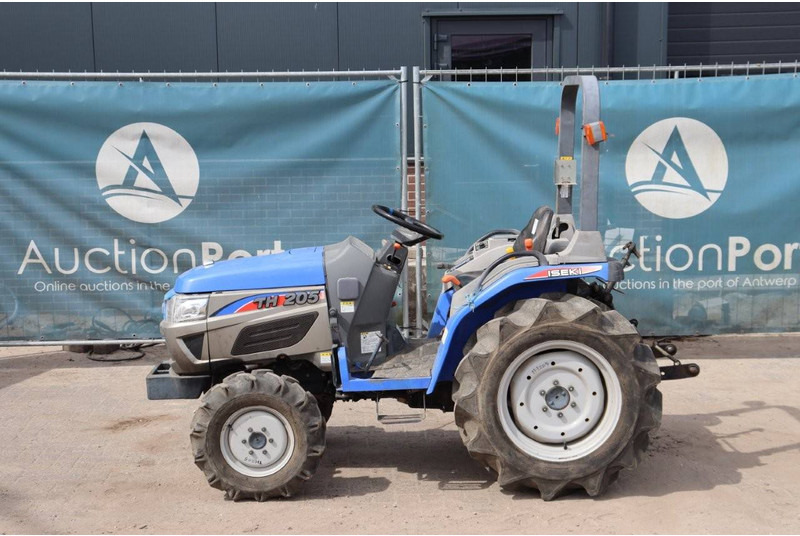 Iseki TH205-B - Трактор: фото 2 Iseki TH205-B - Трактор: фото 2