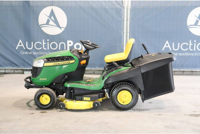 John Deere X166R - Газонокосарка: фото 2 John Deere X166R - Газонокосарка: фото 2