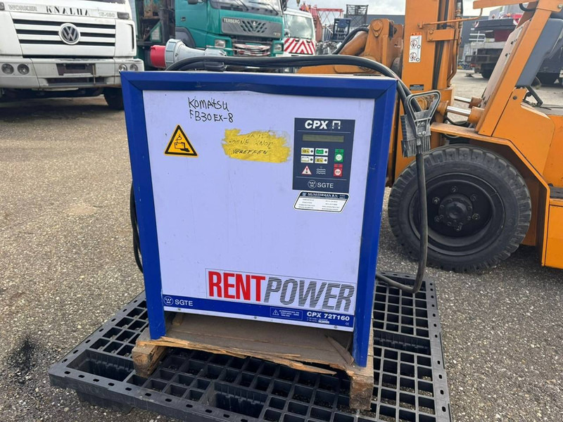 Komatsu FB30EX-8 - Електронавантажувач: фото 4 Komatsu FB30EX-8 - Електронавантажувач: фото 4