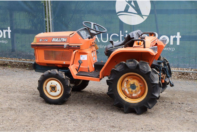 Kubota B1-14 Bulltra - Трактор: фото 3 Kubota B1-14 Bulltra - Трактор: фото 3