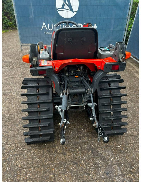 Kubota B1-14D - Трактор: фото 3 Kubota B1-14D - Трактор: фото 3