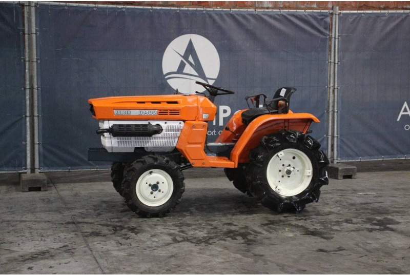 Kubota B1400 - Трактор: фото 1 Kubota B1400 - Трактор: фото 1
