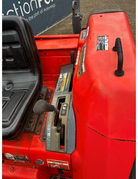 Трактор Kubota GL240: фото 13