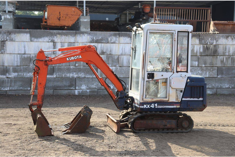 Kubota KX-41 - Гусеничний екскаватор: фото 1 Kubota KX-41 - Гусеничний екскаватор: фото 1