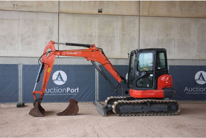 Kubota RX165-5 - Гусеничний екскаватор: фото 1 Kubota RX165-5 - Гусеничний екскаватор: фото 1