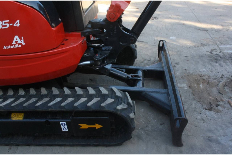 Гусеничний екскаватор Kubota U35-4: фото 10