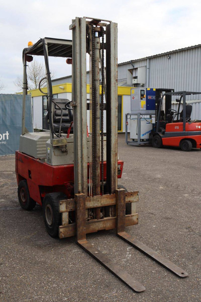 Дизельний навантажувач Linde: фото 7 Дизельний навантажувач Linde: фото 7