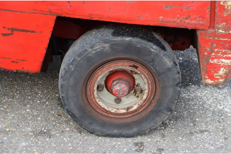 Дизельний навантажувач Linde: фото 13 Дизельний навантажувач Linde: фото 13