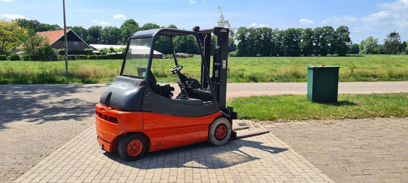 Linde E30 - Електронавантажувач: фото 5 Linde E30 - Електронавантажувач: фото 5